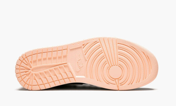 Air Jordan 1 Retro High Black Crimson Tint - Image 5