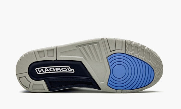 Air Jordan 3 Retro UNC - Image 5