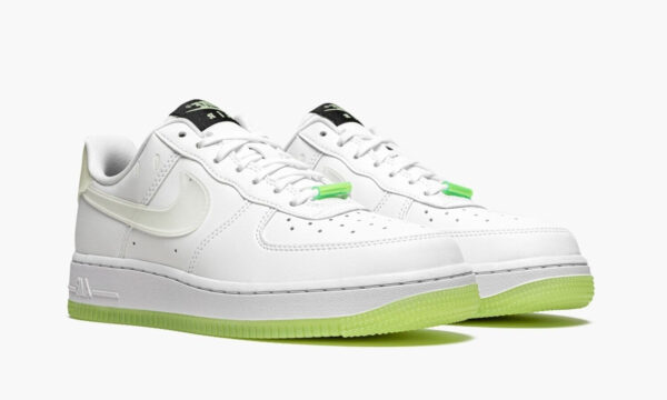 Nike AirForce 1 Low '07 sneakers have a Nike day - Image 2