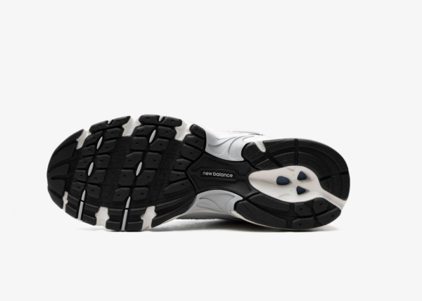 New Balance 530 "White/Silver/Black" Sneakers - Image 5