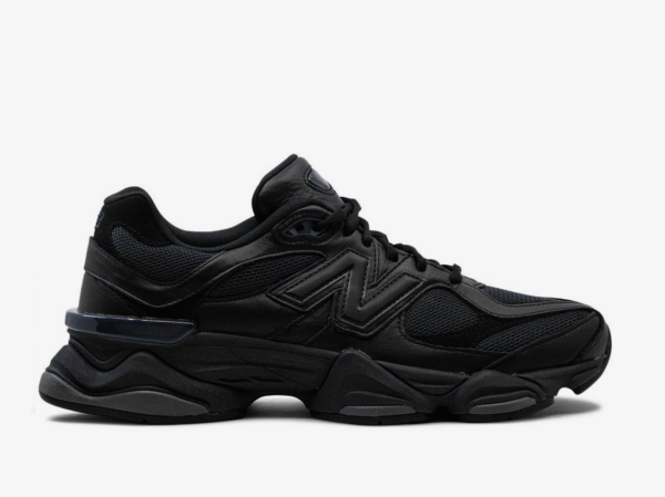 New Balance 9060 - Triple Black