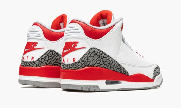 Air Jordan 3 Retro OG Fire Red 2022 - Image 3