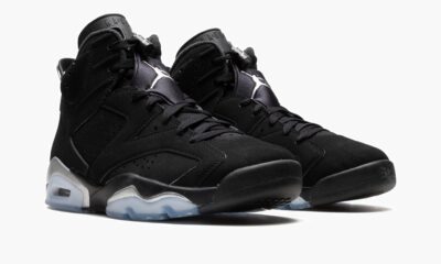 Air Jordan 6 Chrome 2022