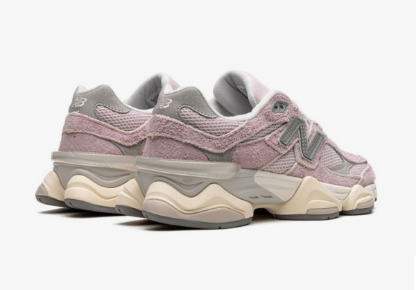 New Balance 9060 "December Sky" sneakers - Image 4